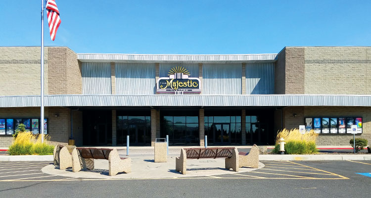 Movie Theatre, Escape Room and Roller Skating Rink - Union Gap WA