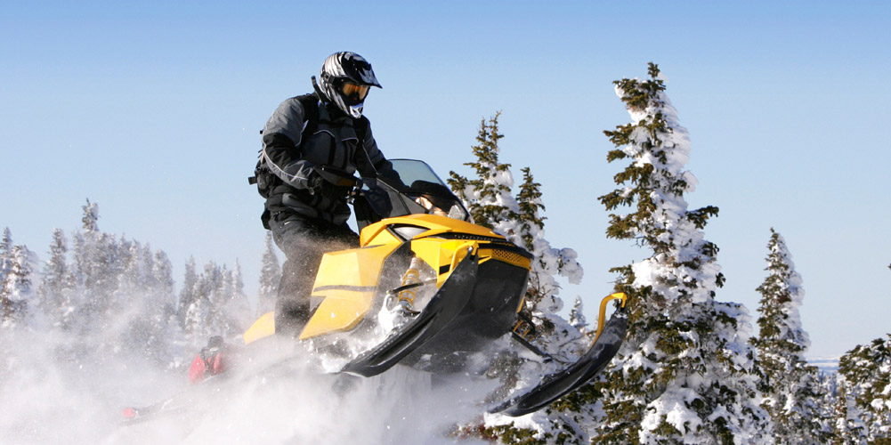 SNOWMOBILE PACKAGES AT UNION GAP'S BEST WESTERN, QUALITY INN & SUPER 8